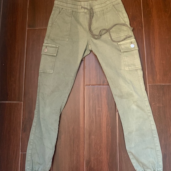 cargo pants!! worn once - Picture 1 of 3